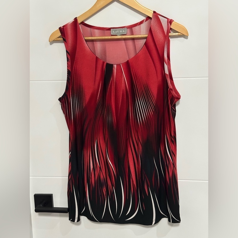 Laura: Women’s Sleeveless Top- Size Large
